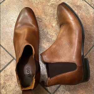 Size 9 men’s shoes